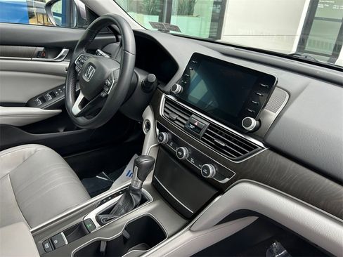 Used 2018 Honda Accord EX-L image 27