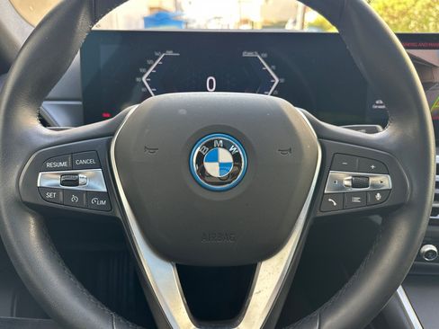 Used 2024 BMW i4 eDrive35 w/ Convenience Package RWD image 22