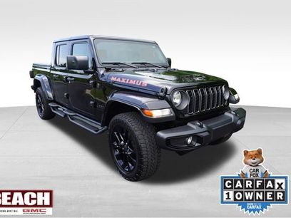 Used 2024 Jeep Gladiator Sport