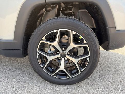 New 2026 Jeep Compass Limited AWD/4WD image 16