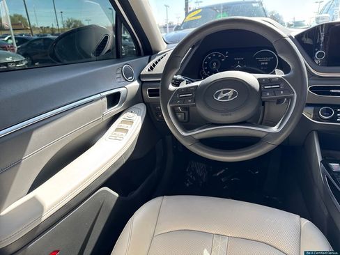 Certified 2023 Hyundai Sonata Limited FWD image 39