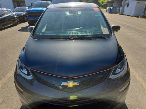 Used 2019 Chevrolet Bolt LT FWD image 3