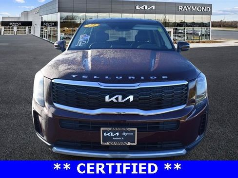 Certified 2022 Kia Telluride LX image 8