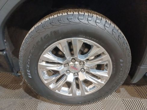 Used 2020 GMC Sierra 1500 Denali w/ Technology Package image 19