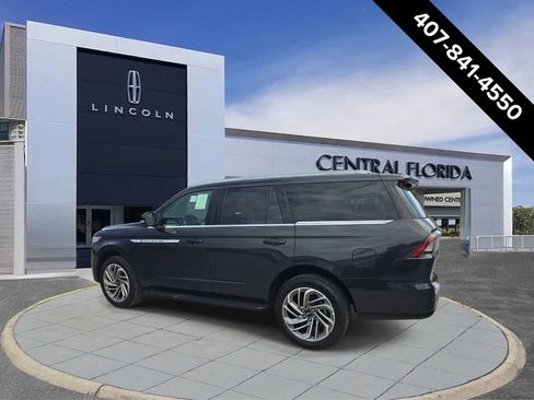 New 2026 Lincoln Navigator Premiere AWD/4WD image 7