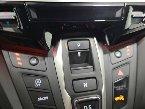 Used 2025 Honda Odyssey Sport-L image 35