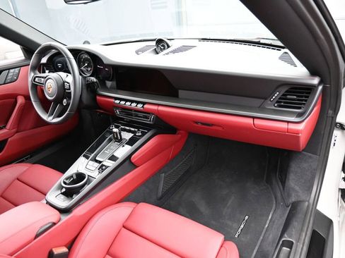 Certified 2024 Porsche 911 Carrera GTS RWD image 29