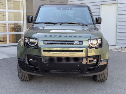 New 2026 Land Rover Defender 110 X-Dynamic SE AWD/4WD image 2