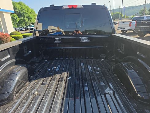 Used 2024 Ford F250 Lariat AWD/4WD image 5