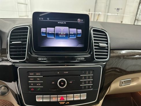 Used 2018 Mercedes-Benz GLE 350 image 18