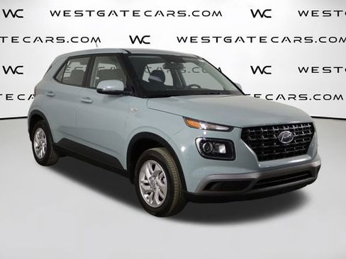 Used 2025 Hyundai Venue SE FWD image 37