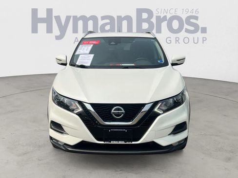 Used 2022 Nissan Rogue Sport SV FWD image 9