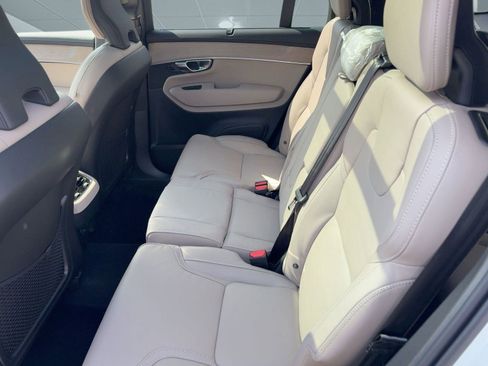 New 2026 Volvo XC90 B6 Ultra w/ Protection Package image 23