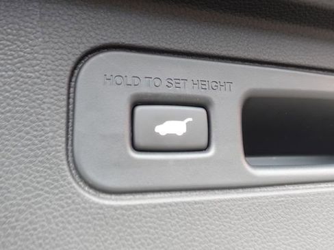 Used 2025 Honda Pilot Elite image 29