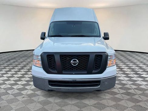 Used 2016 Nissan NV 2500 SV RWD image 2