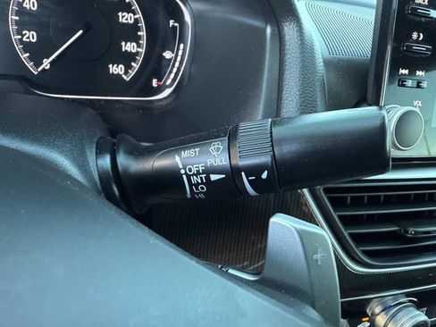 Used 2018 Honda Accord Sport image 36