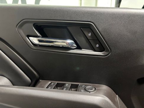 New 2026 GMC Canyon Elevation w/ Convenience Package image 12