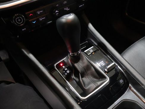 Used 2023 Jeep Compass Latitude image 27