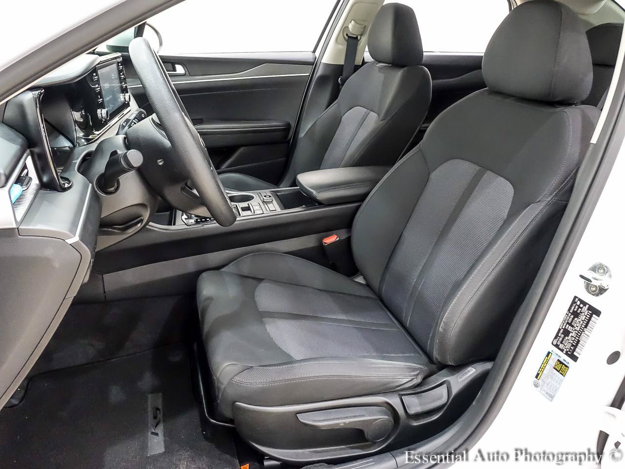 Used 2021 Kia K5 LXS FWD image 13