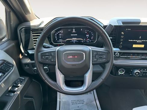 Used 2024 GMC Sierra 1500 SLT RWD image 10