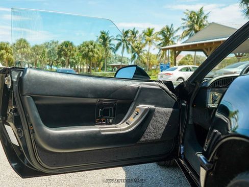Used 1990 Chevrolet Corvette ZR-1 RWD image 31