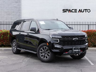 Used 2023 Chevrolet Suburban Z71 w/ Luxury Package