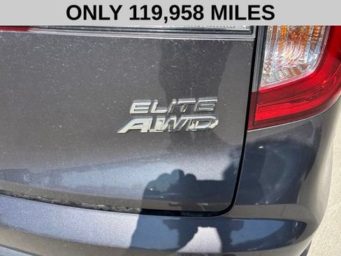 Used 2021 Honda Pilot Elite image 4