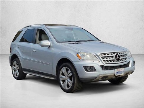 Used 2010 Mercedes-Benz ML 350 4MATIC image 4