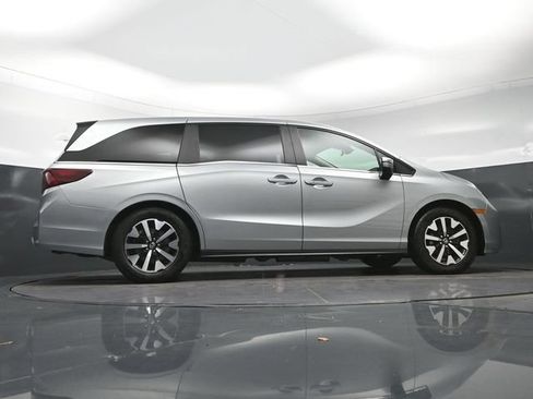 Used 2025 Honda Odyssey EX-L image 26