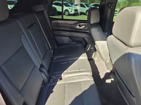 Used 2022 Chevrolet Tahoe Z71 image 18