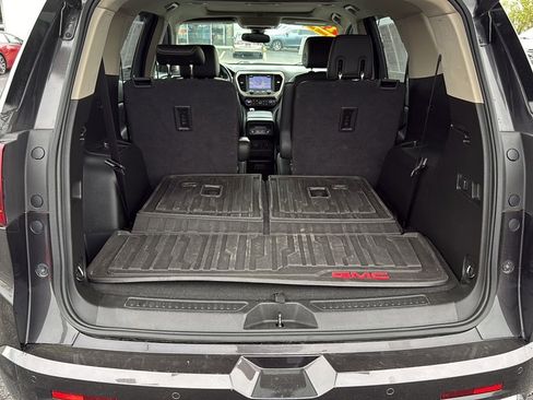 Used 2017 GMC Acadia Denali w/ Technology Package FWD image 34