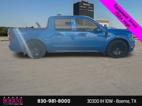 Used 2025 Ford Maverick Lobo AWD/4WD image 8