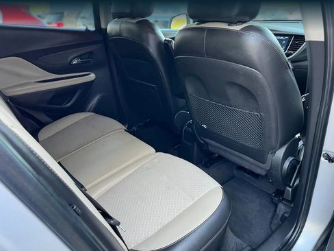 Used 2019 Buick Encore Preferred image 11