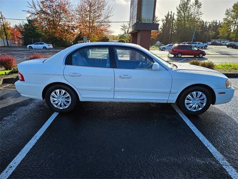 Used 2003 Kia Optima LX image 2
