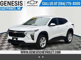 Used 2024 Chevrolet Trax LS w/ LS Convenience Package FWD video 1