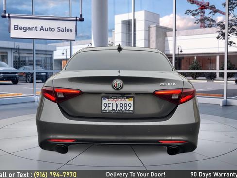 Used 2022 Alfa Romeo Giulia Ti image 8