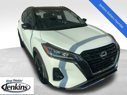 Used 2023 Nissan Kicks SR w/ Interior Electronics Package image 1