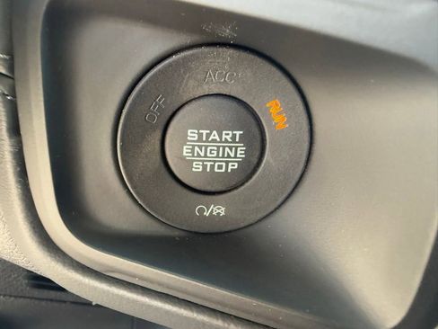 New 2026 Jeep Gladiator Rubicon w/ Safety Group image 18