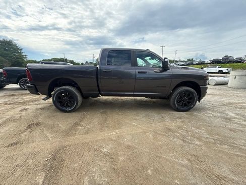New 2026 RAM 2500 Big Horn AWD/4WD image 6