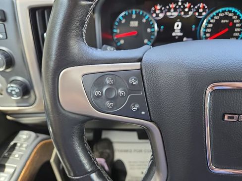 Used 2018 GMC Sierra 1500 Denali w/ Denali Ultimate Package AWD/4WD image 19