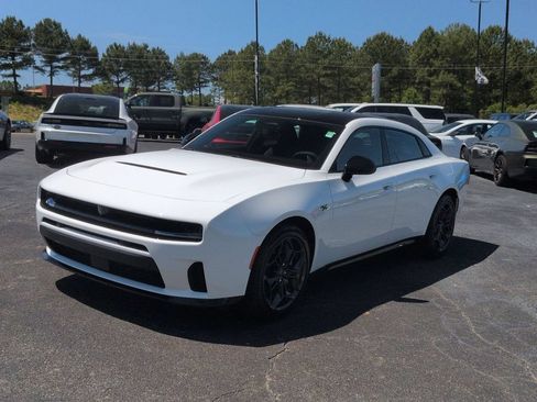 New 2026 Dodge Charger R/T w/ Blacktop Package AWD/4WD image 6