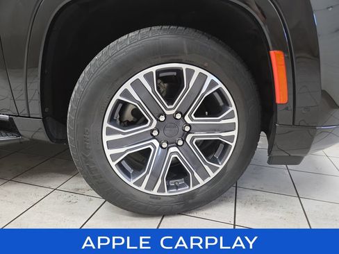 Used 2023 Jeep Wagoneer Series II AWD/4WD image 8