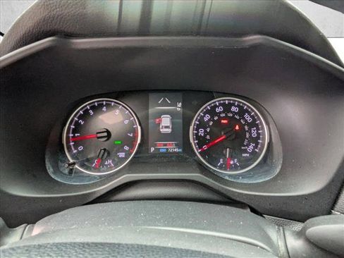 Used 2021 Toyota RAV4 XLE Premium AWD/4WD image 18