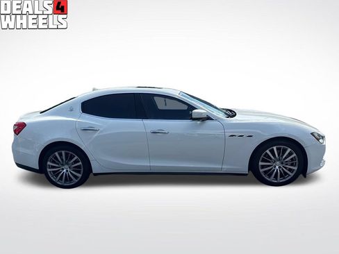 Used 2015 Maserati Ghibli RWD image 6