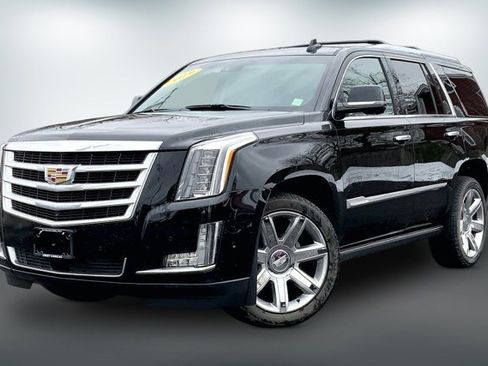 Used 2019 Cadillac Escalade Premium Luxury image 11