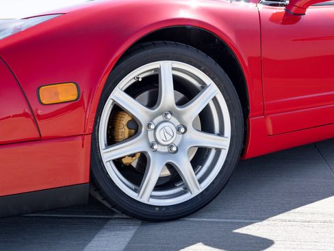 Used 2005 Acura NSX T image 13