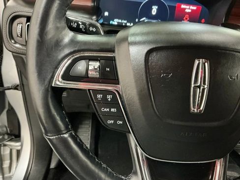 Used 2023 Lincoln Nautilus Reserve AWD/4WD image 26