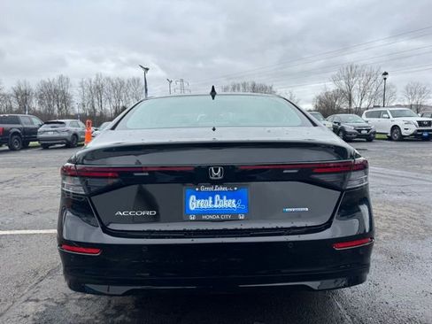 Used 2025 Honda Accord EX-L image 3