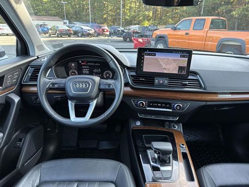 Used 2023 Audi Q5 2.0T Premium Plus w/ Premium Plus Package image 8