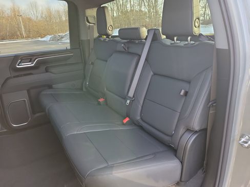 New 2026 GMC Sierra 2500 SLT AWD/4WD image 27